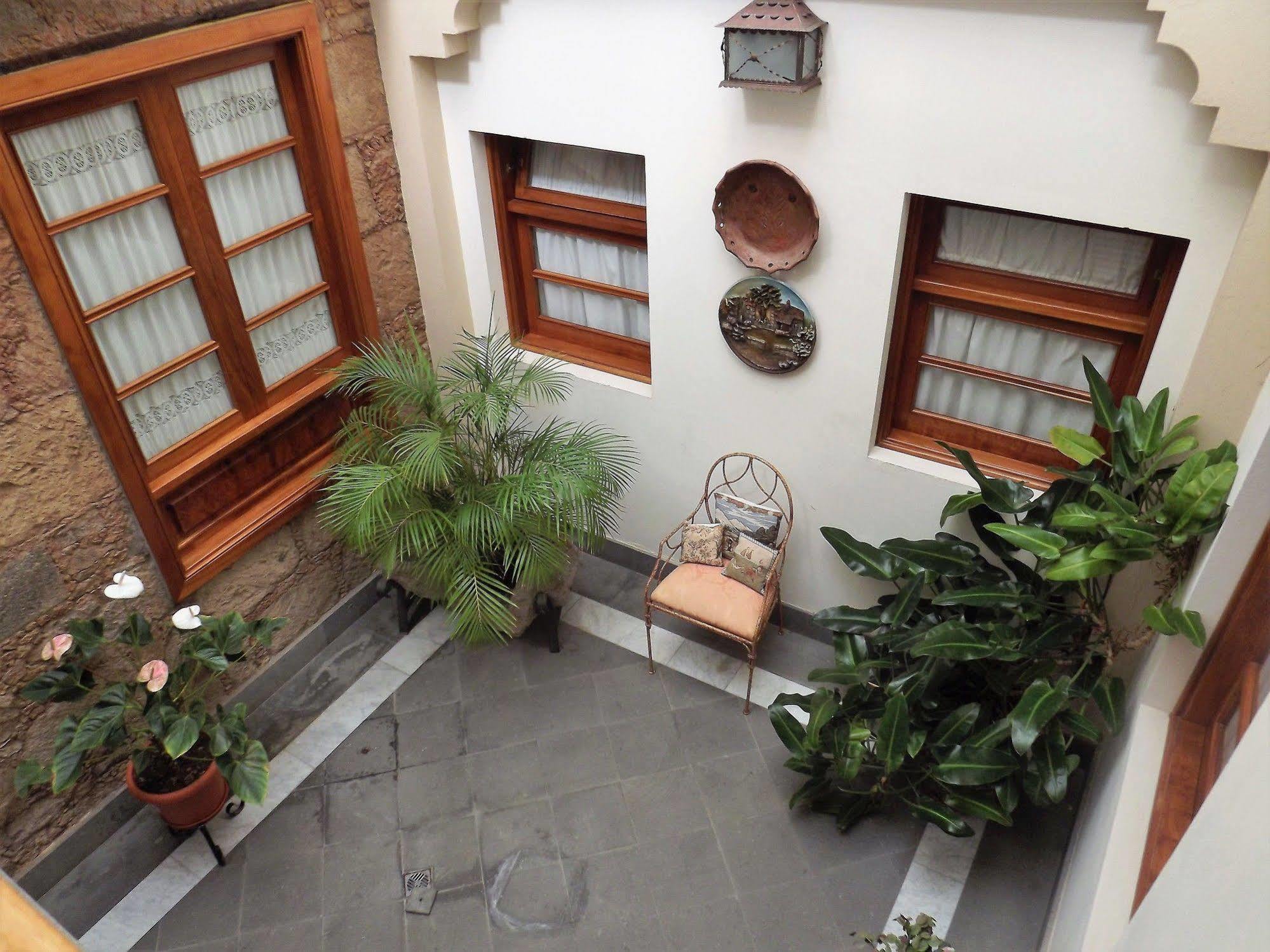 Dona Margarita Country house *